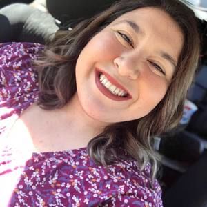 Meet your Posher, Dominique